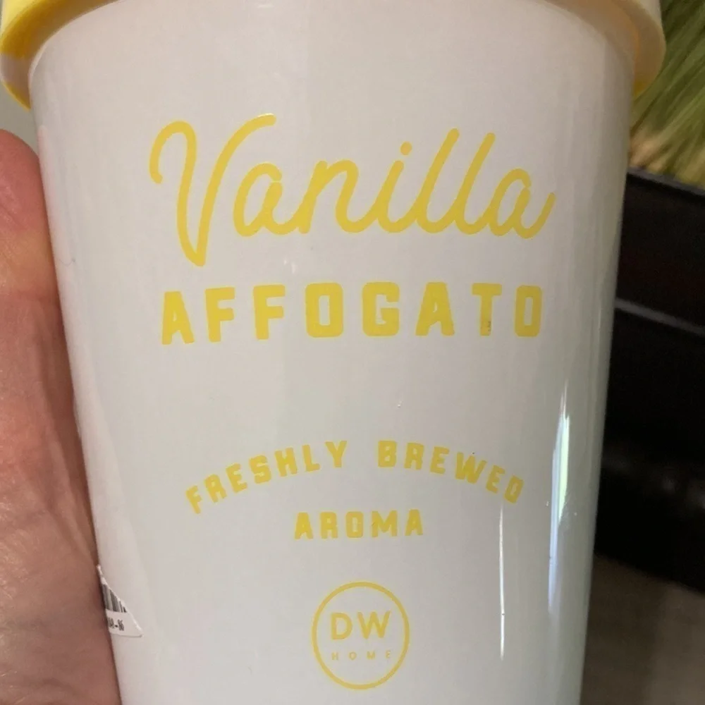 NEW DW HOME VANILLA AFFOGATO FRESHLY BREWED AROMA CANDLE